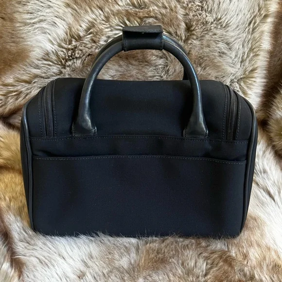 💄 Gucci Black Nylon Toiletry / Travel Bag - Picture 4 of 9